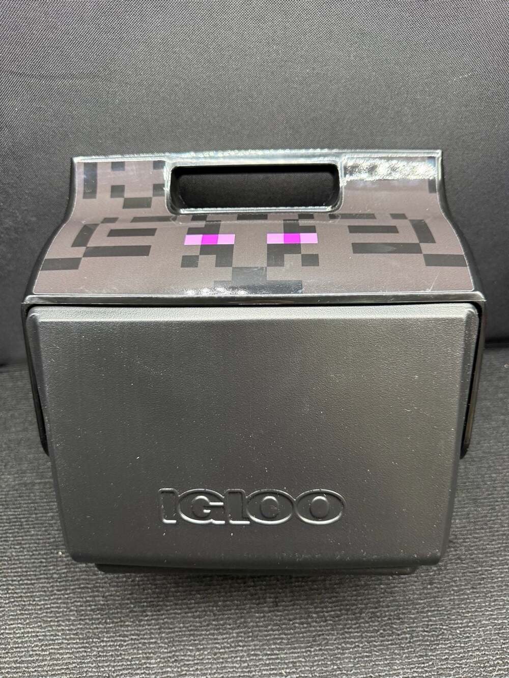 Igloo Minecraft Enderman Little Playmate 7 Qt Cooler
